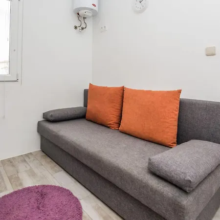 Ivanusevic 2 By Interhome Apartman *