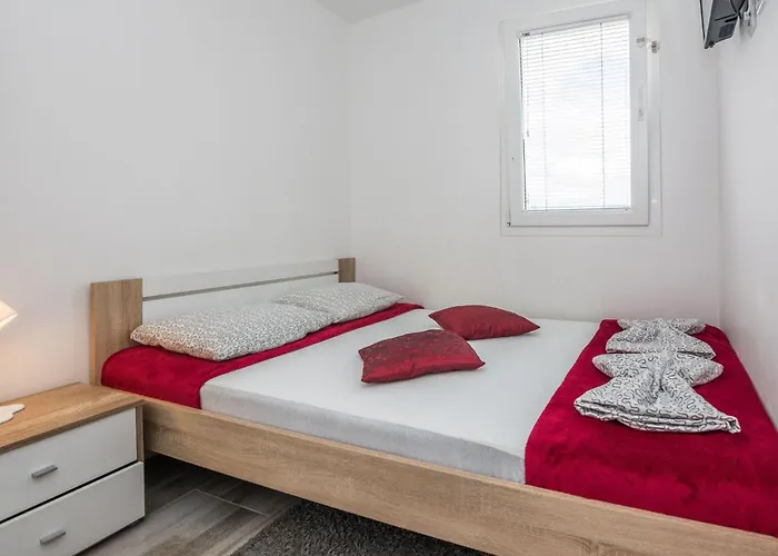 Ivanusevic 2 By Interhome * Vir