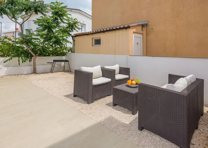 Ivanusevic 2 By Interhome *