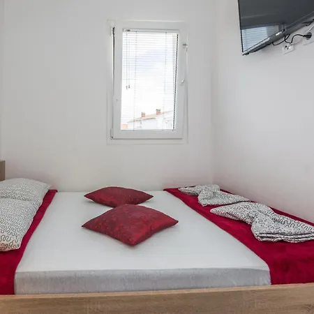 Ivanusevic 2 By Interhome Apartment Vir